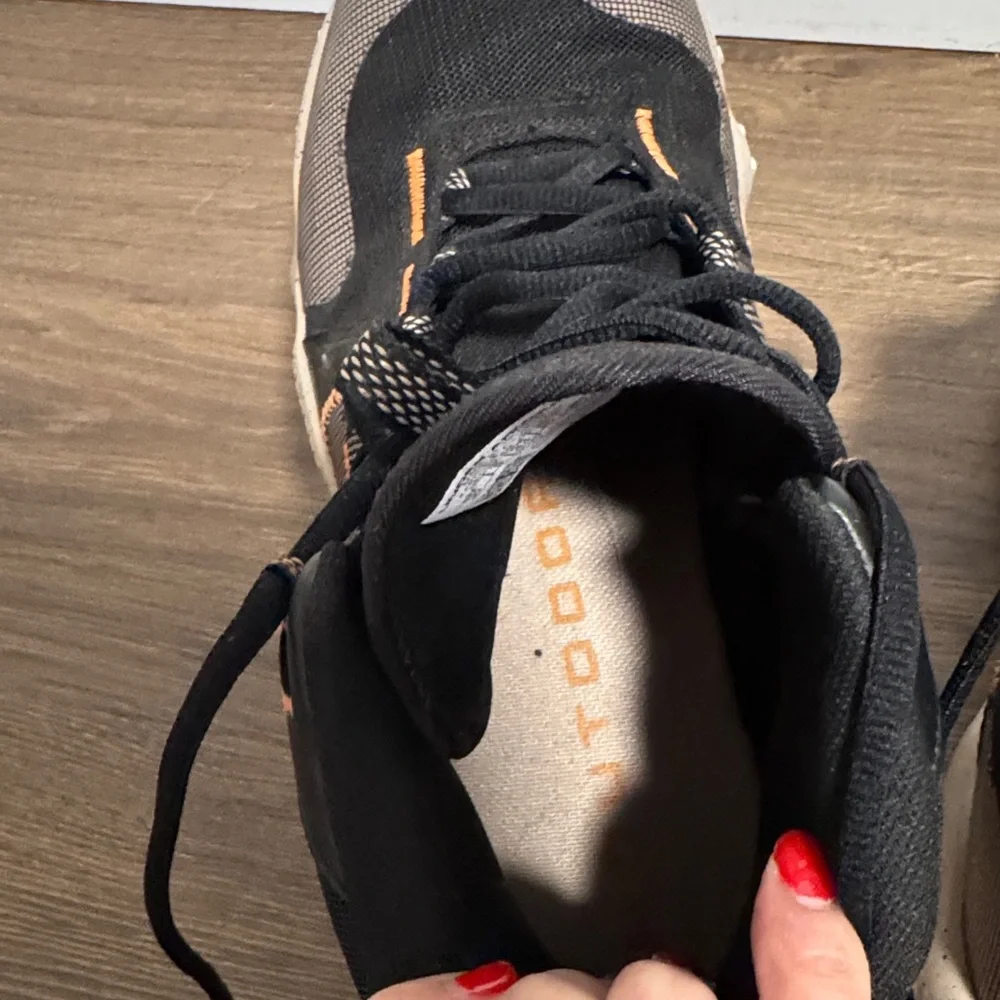 Under Armour Black and Tan Athletic Shoes - Picture 7 of 10
